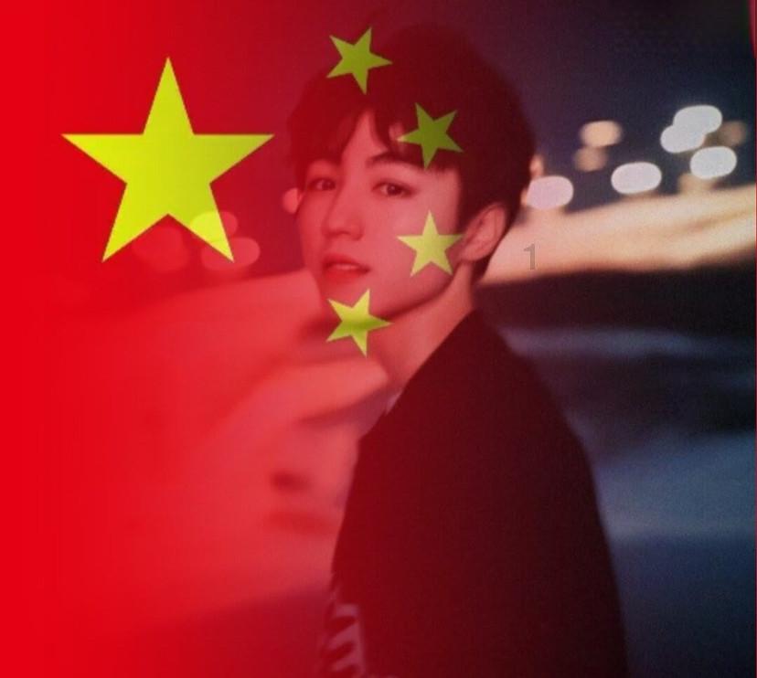 江西东乡:送春联 享新年