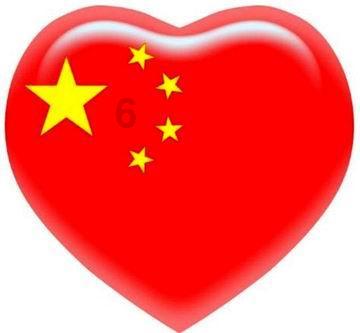 觅朵:菱形脸的五官较窄长,眉形过直会进一步放大面部的不协调感