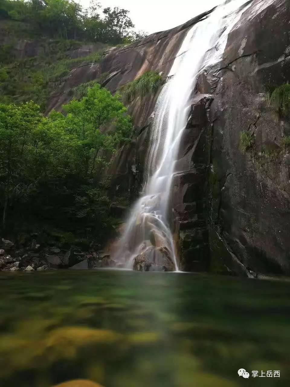 神圣的石像